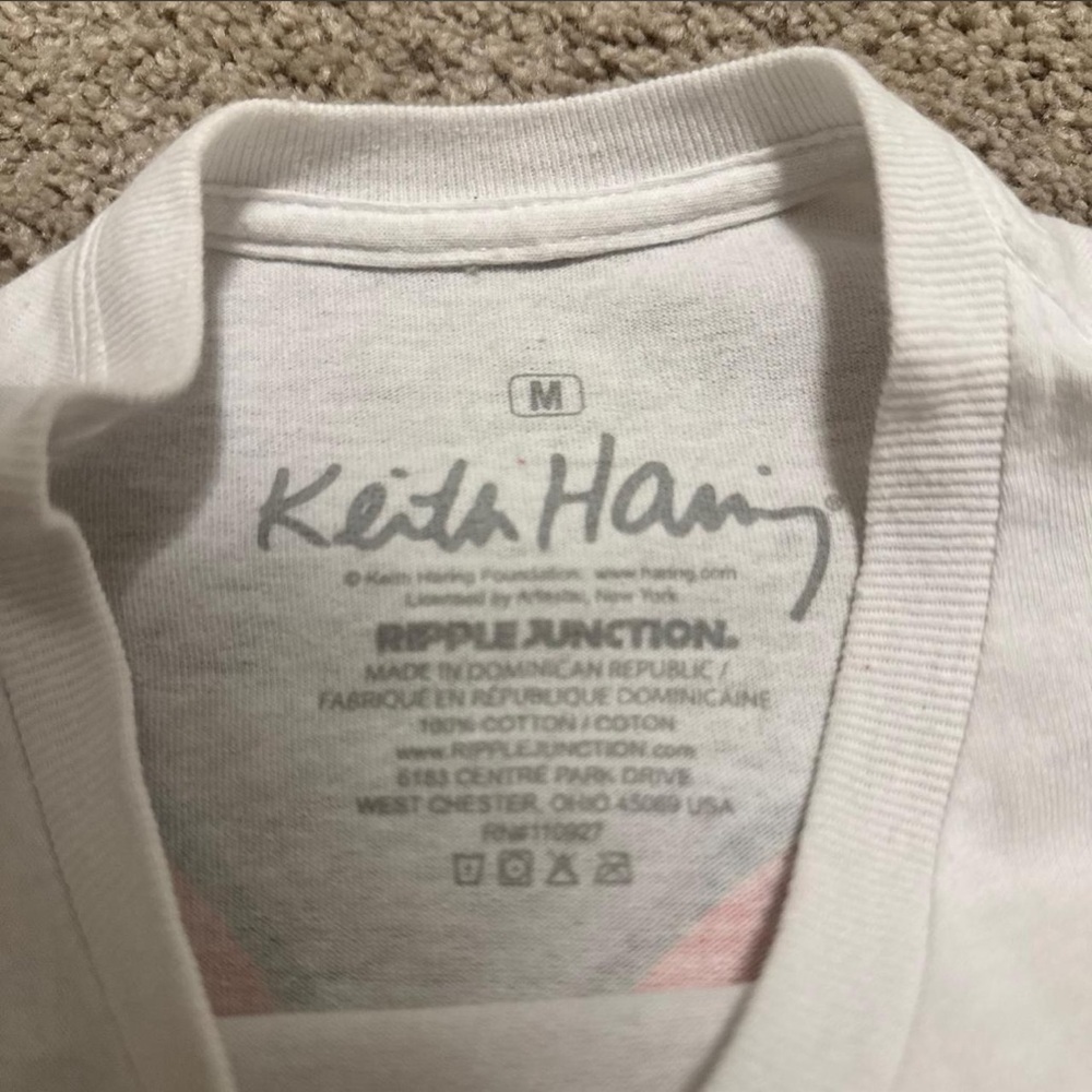 Ripple Junction keith haring White Tee with Red Heart Face Graphic - Picture 5 of 5